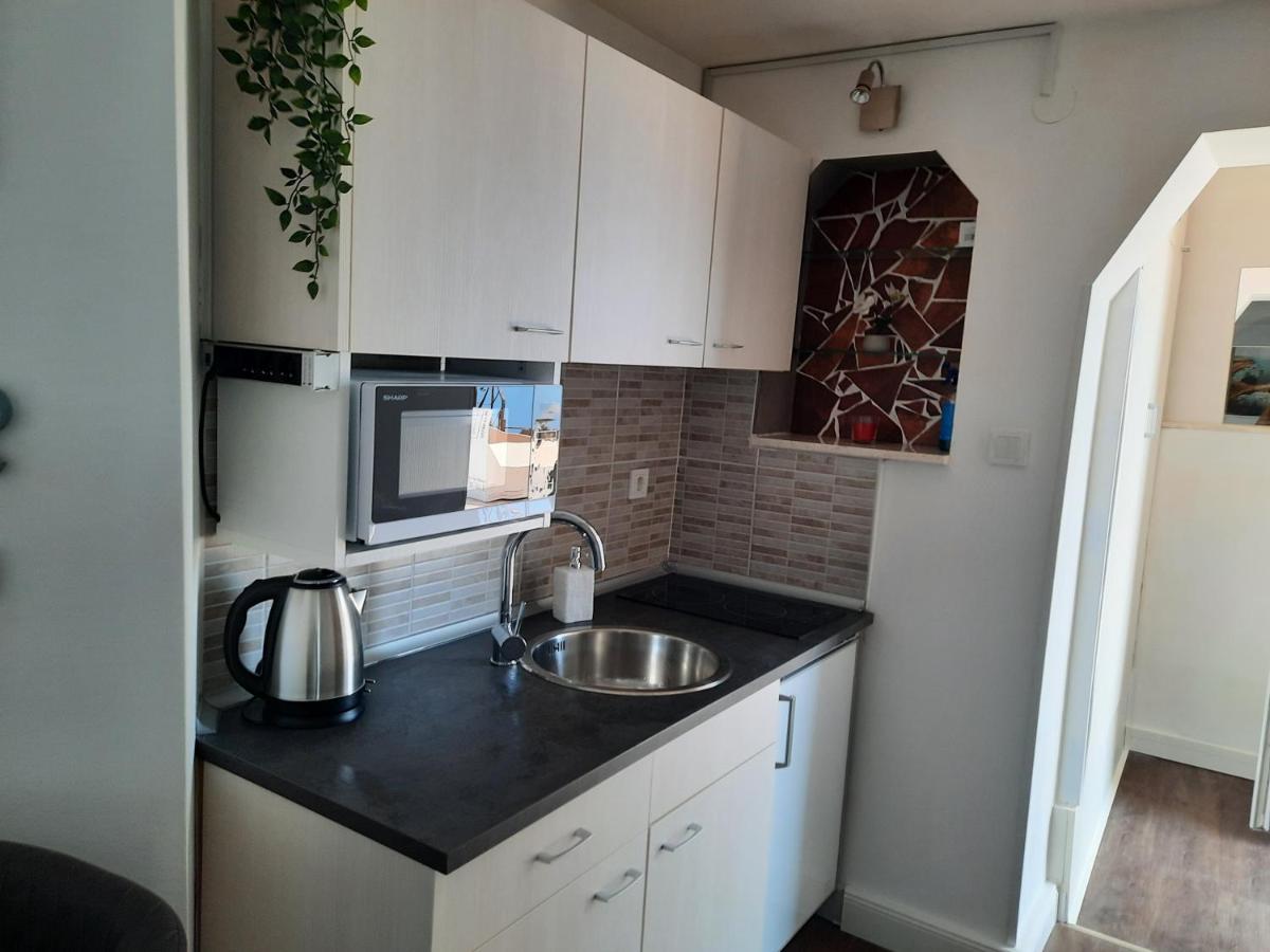 Nautica Apartment สเวติยูไร ภายนอก รูปภาพ