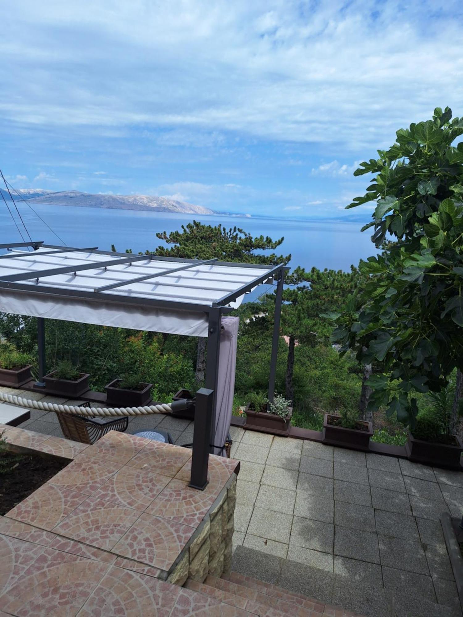 Nautica Apartment สเวติยูไร ภายนอก รูปภาพ
